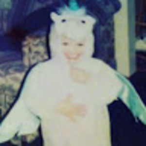 Meet your Posher, Skylar